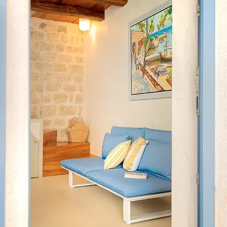 Baby Blue - Zf Hvar